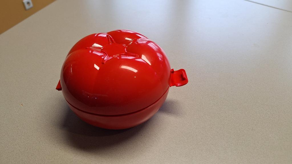 Tupperware Tomaat bewaar transport doos, Huis en Inrichting, Ophalen of Verzenden, Zo goed als nieuw, Rood