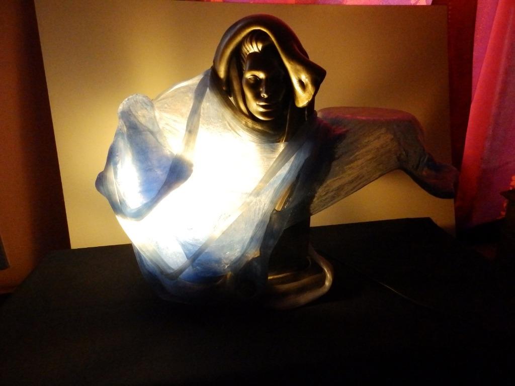 Remo Pintus - Sculpture Luminaire avec support en résine -, Enlèvement