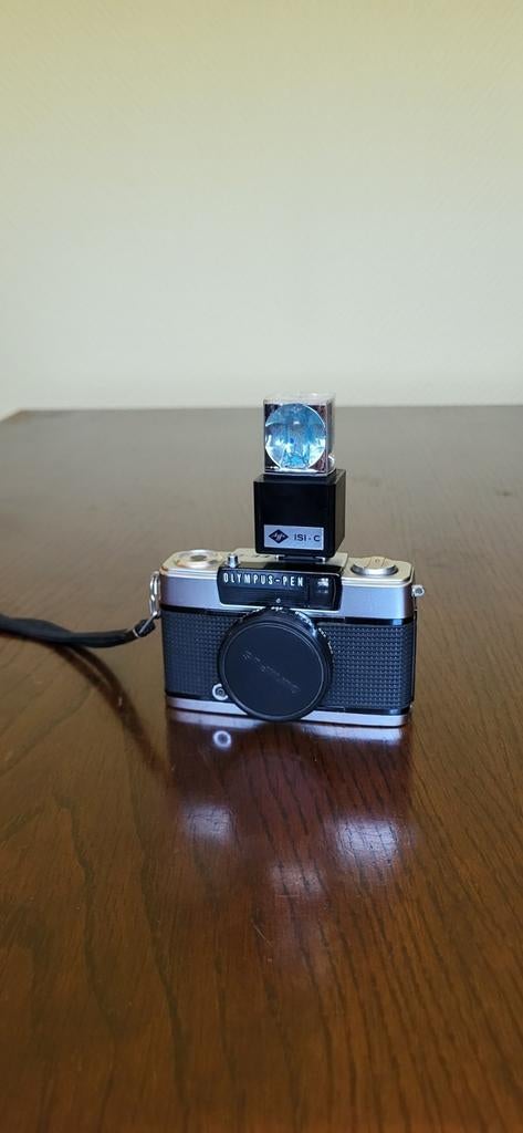 Retro camera olympus - pen, Enlèvement ou Envoi, Utilisé, Olympus
