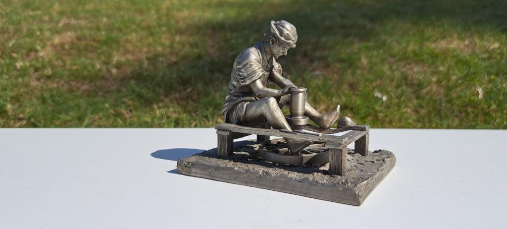 Statue en étain « Le Potier » LMF-1984 - Antoon Luyckx, Enlèvement ou Envoi