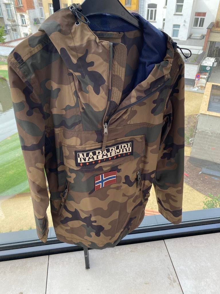 Napapijri Rainforest jas kleur Camouflage XS, Ophalen of Verzenden, Zo goed als nieuw, Napapijri, Groen