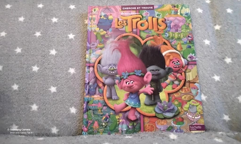 Les Trolls, Comme neuf