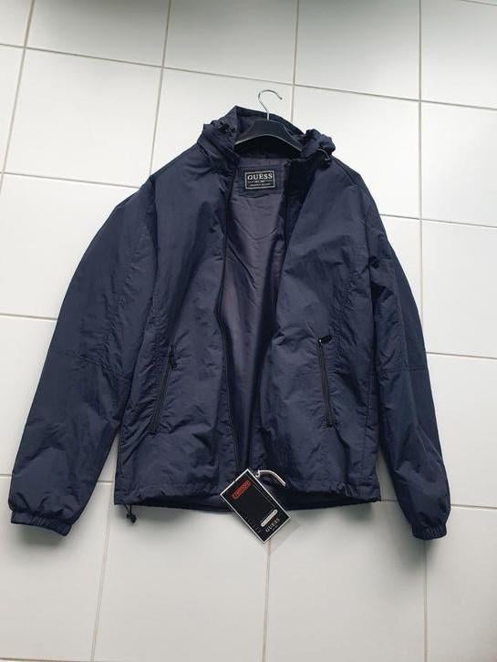 Veste Guess taille M neuve avec étiquettes, Neuf, Enlèvement, Taille 48/50 (M), Bleu