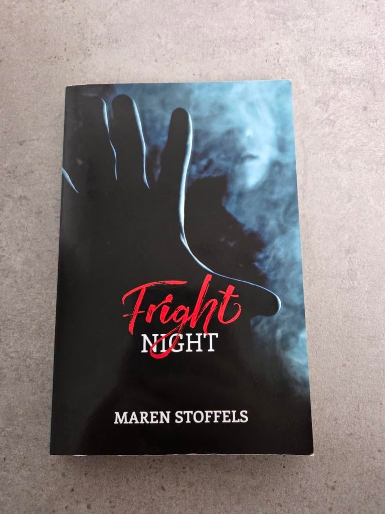 Fright night - Maren Stoffels, Ophalen