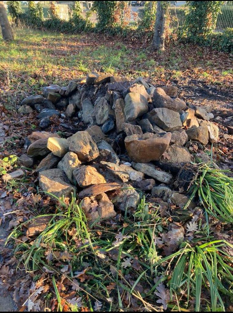 Mooie vijverstenen steen stenen vijver beek waterval tuin, Enlèvement