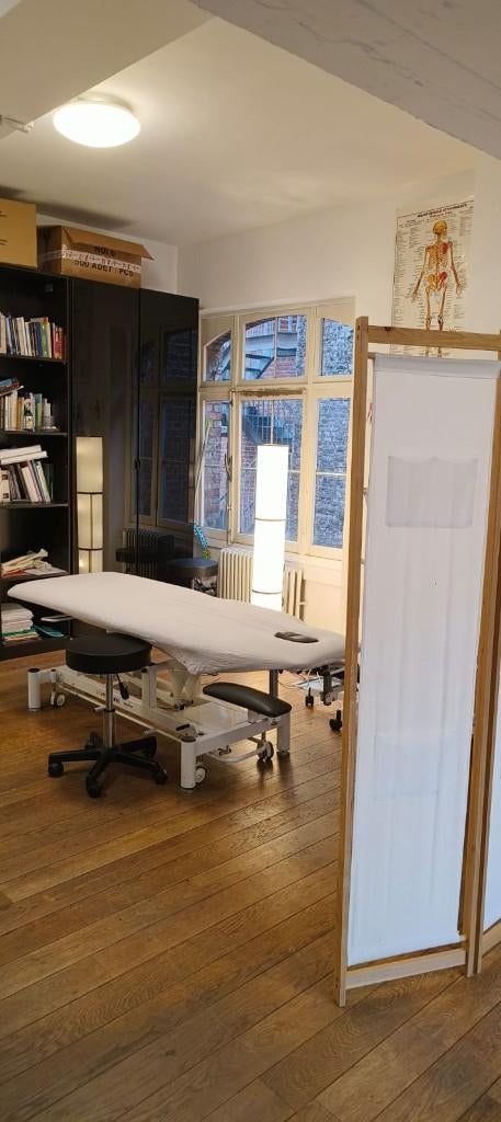 Location de cabinet pour ostéopathes, kinés,..., Enlèvement ou Envoi