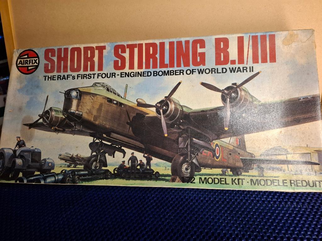 AIRFIX Short Stirling B.I/III 1/72 06002/4 WWII 1975, Enlèvement ou Envoi, Avion