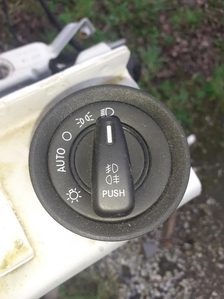 Commande de phare fiat freemont, Enlèvement ou Envoi, Fiat