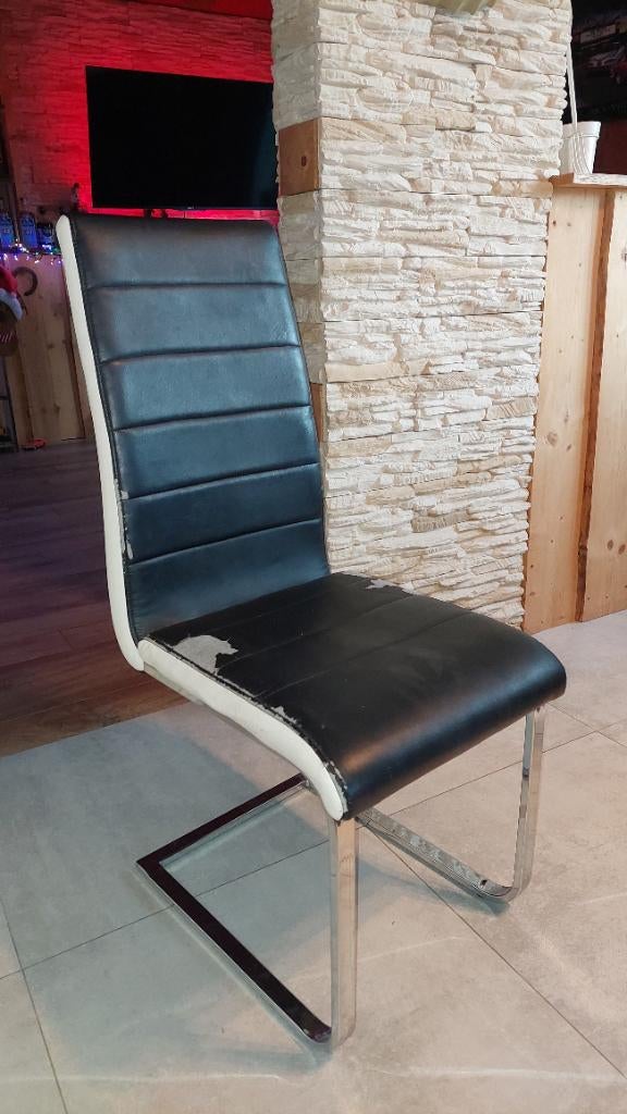 Lot de 6 chaises à restaurer, Antiek en Kunst, Antiek | Meubels | Stoelen en Sofa's, Ophalen
