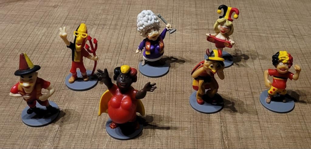 6 ludieke voetbalpoppetjes - team Belgium (2014), Ophalen of Verzenden, Zo goed als nieuw, Beeldje of Poppetje