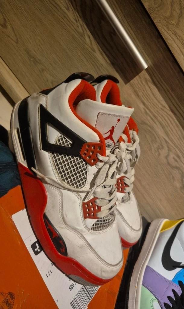 Jordan schoenen maat 40, Ophalen of Verzenden, Schoenen
