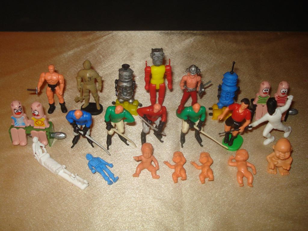 KINDER Lot d'Anciennes Figurines Diverses 1970's - 1990's, Enlèvement ou Envoi, Comme neuf, Figurines