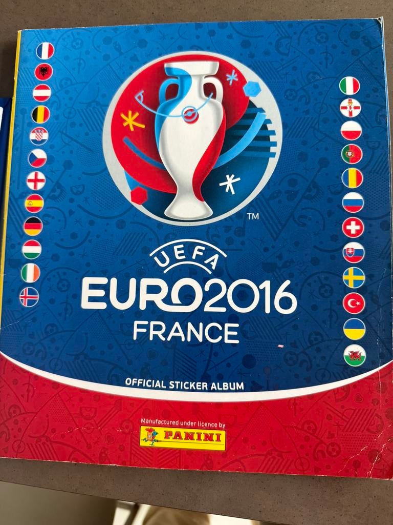 Livre de pannini pour l'Euro 2016, Enlèvement ou Envoi, Comme neuf