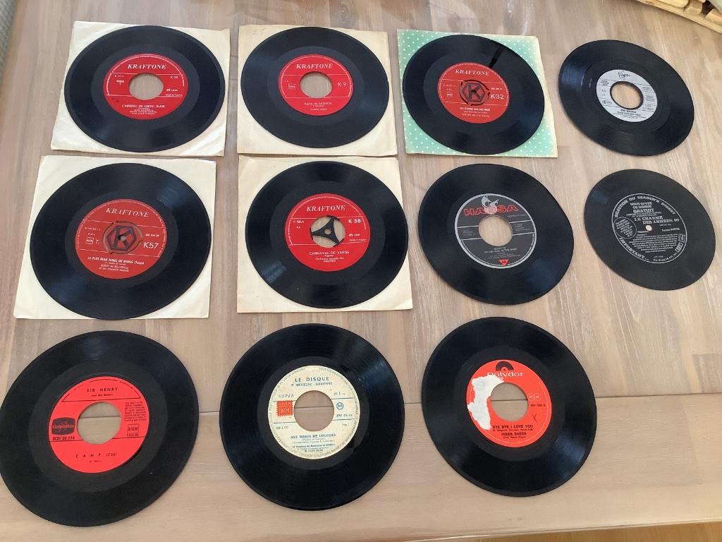 Vieux vinyles 45 tours, Gebruikt, Overige formaten, Overige typen, Ophalen of Verzenden