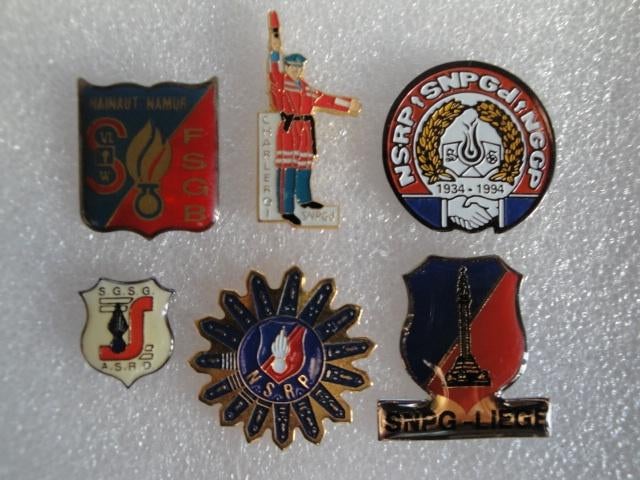 Pin's Gendarmerie, Collections, Enlèvement ou Envoi