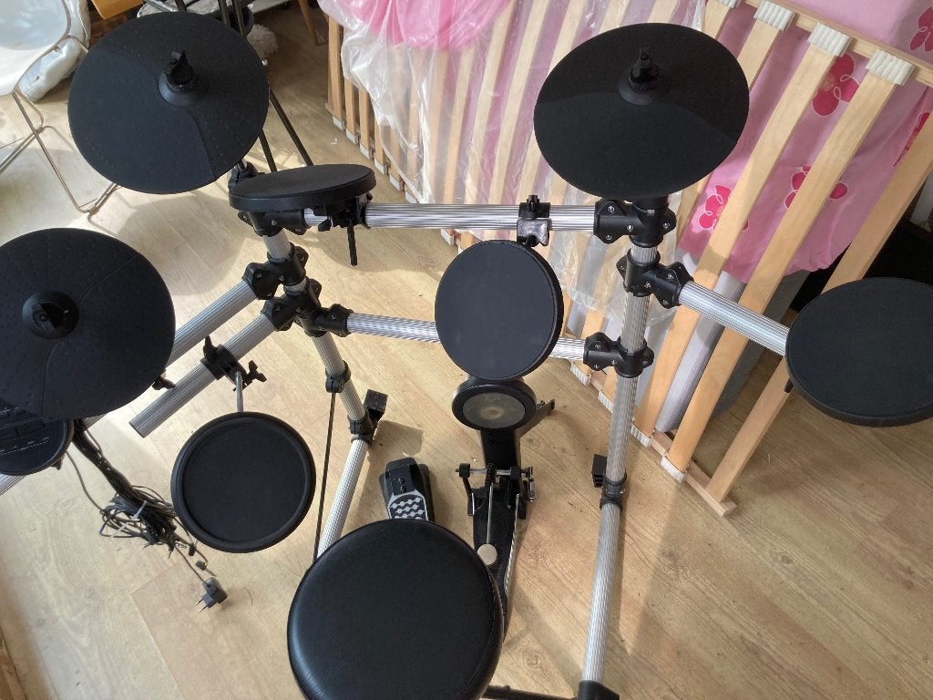 Elektrisch drumstel Medeli DD403 met kruk, Muziek en Instrumenten, Drumstellen en Slagwerk, Ophalen, Gebruikt, Overige merken