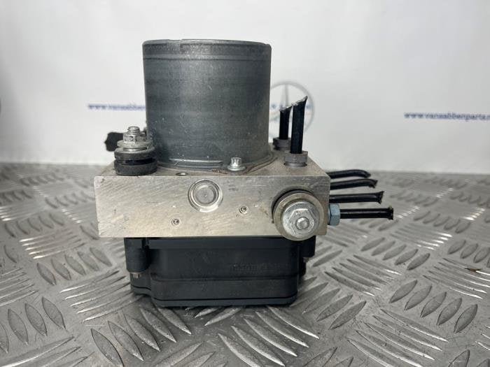 Pompe ABS d'un Mercedes Vito, -, 3 mois de garantie, Utilisé, -