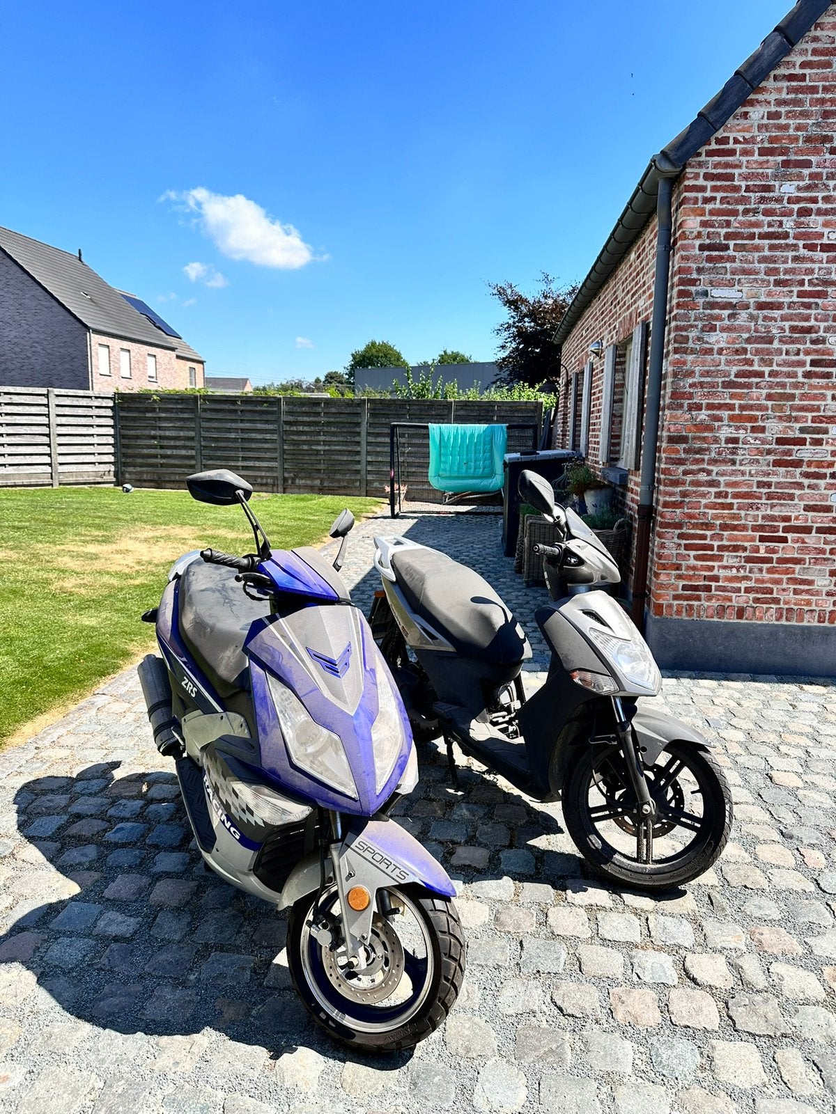 2x opknap scooters, Fietsen en Brommers, Scooters | Peugeot, Zo goed als nieuw, Ophalen