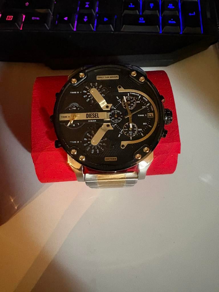 Diesel Mr.Daddy 2.0 - NIEUW- plastiek en etiket erop!, Handtassen en Accessoires, Horloges | Heren, Polshorloge, Nieuw, Ophalen