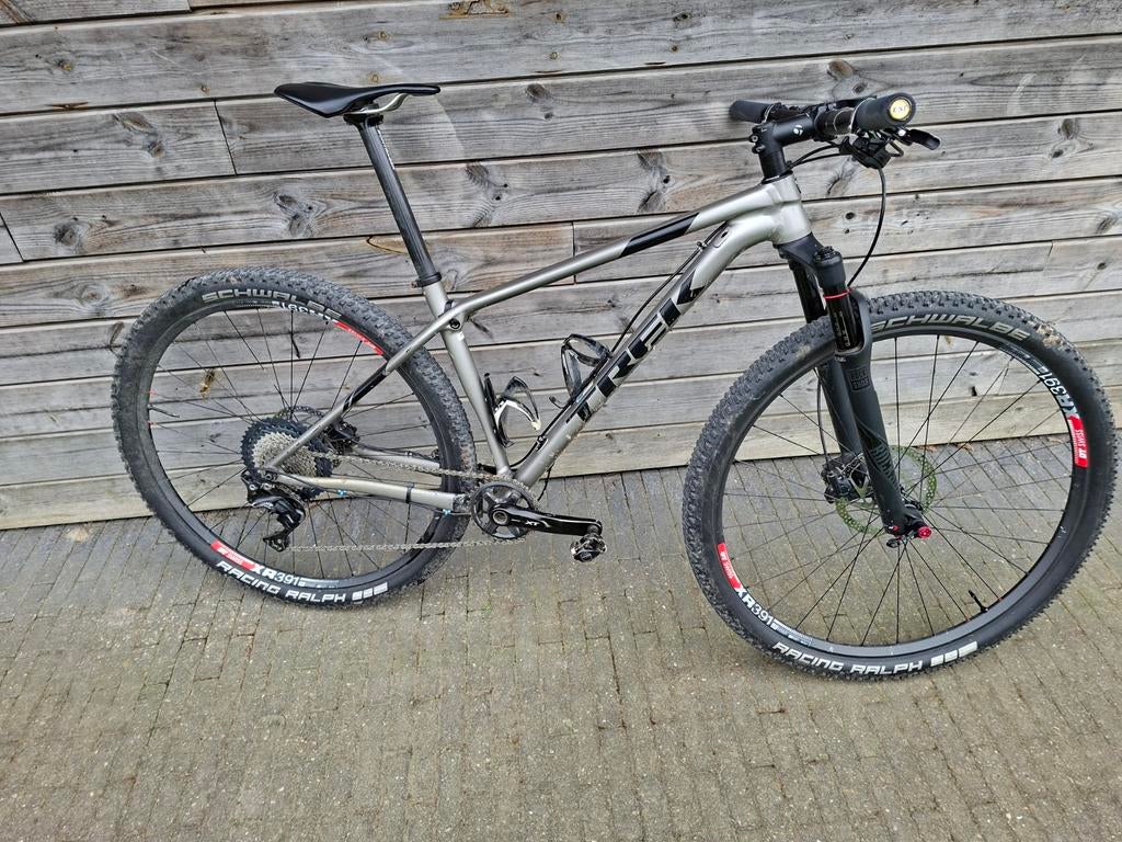 Trek procaliber met dt swiss wielen, Enlèvement, Trek