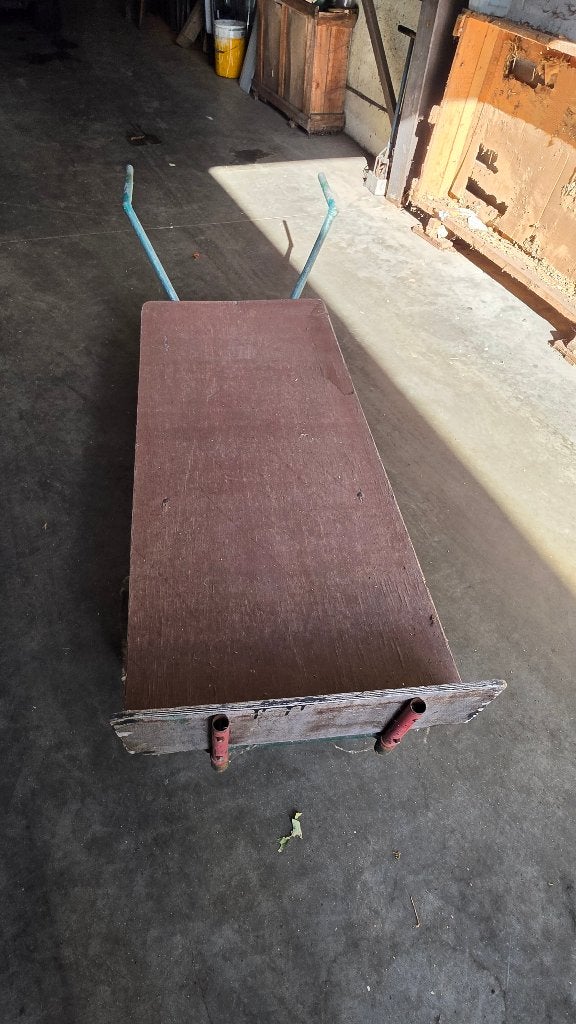 Grote plateaukar met rugplank (3 stuks), Doe-het-zelf en Bouw, Ophalen, Gebruikt