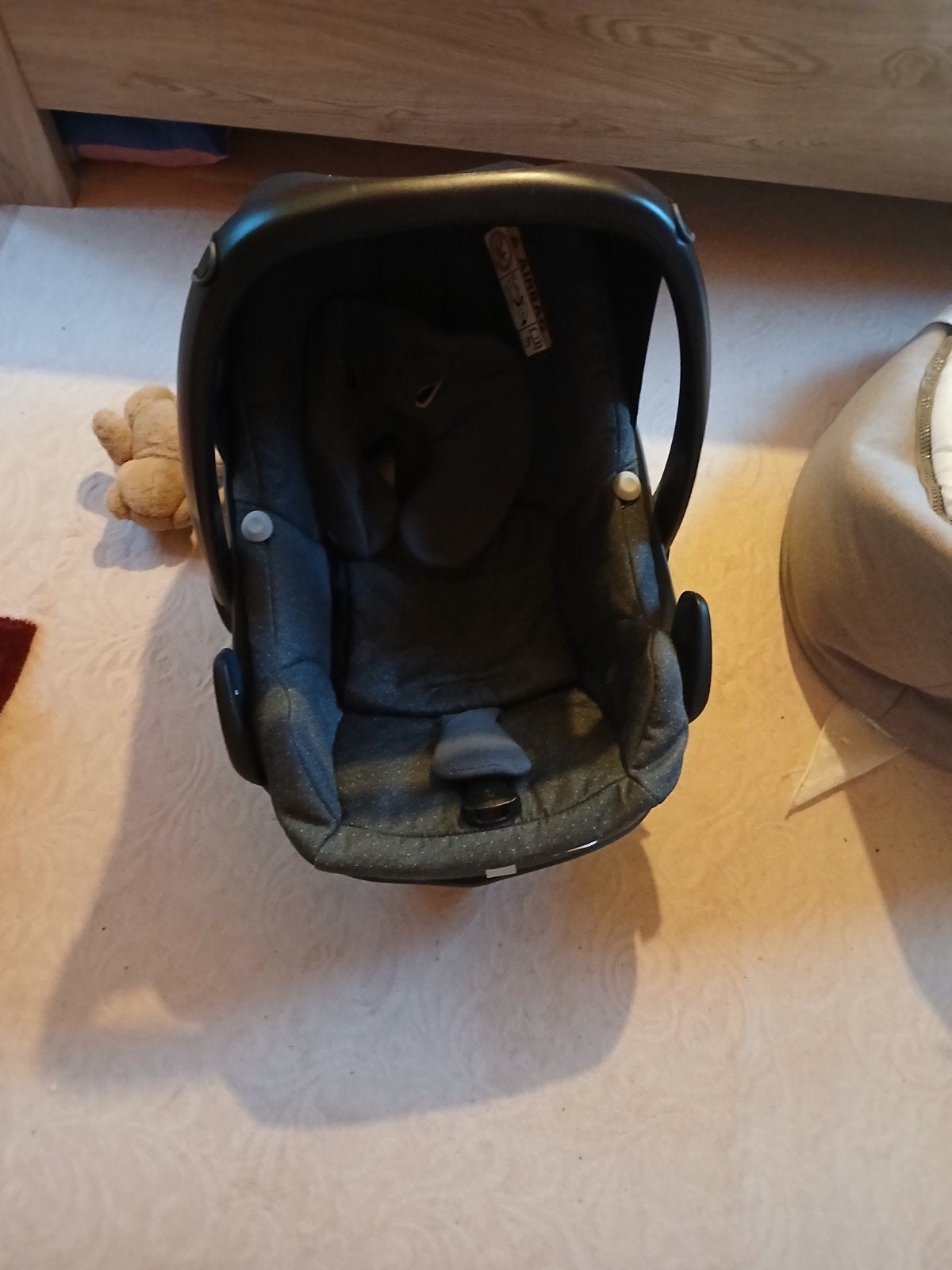 Maxi Cosi, Enfants & Bébés, Enlèvement