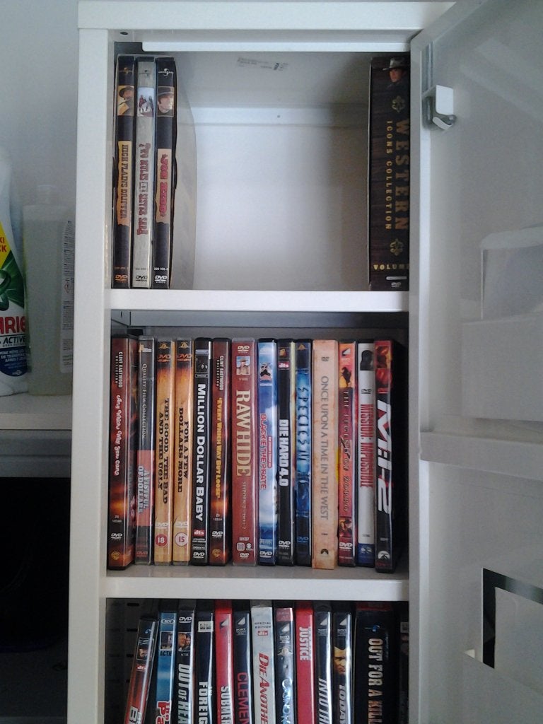 opbergkastje voor dvd en cd, Comprend un DVD, Comme neuf, Enlèvement, Coffret