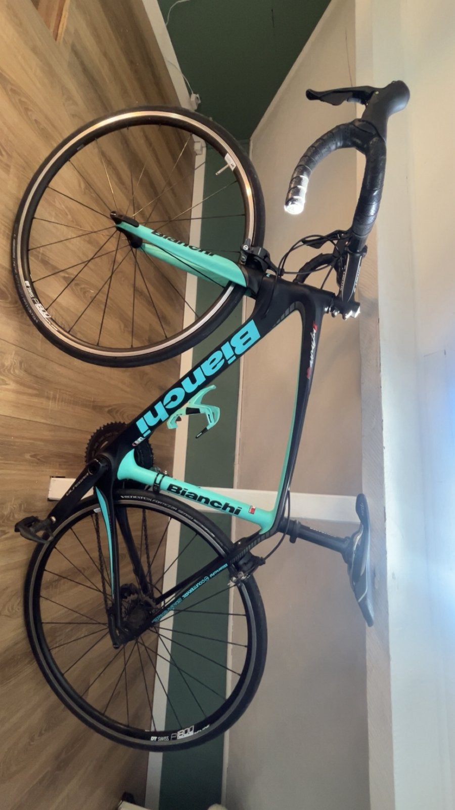 Bianchi infinito 4 - Vélo de route carbone - très bon état, Vélos & Vélomoteurs, Vélos | Vélos de course, Enlèvement, Neuf, Carbone