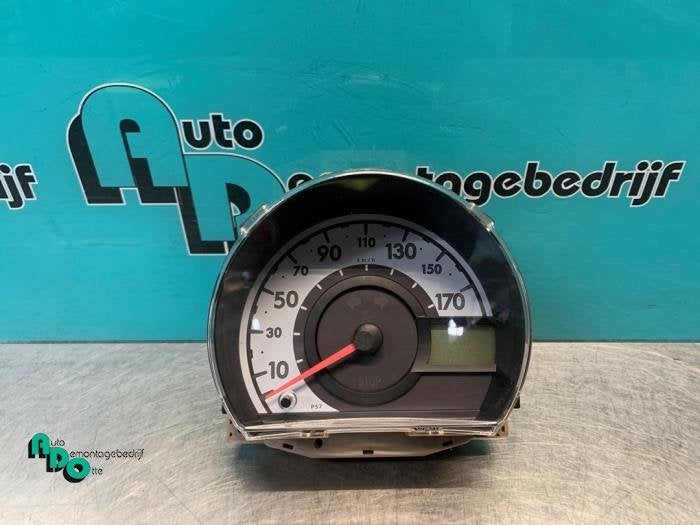 Instrumentenpaneel van een Toyota Aygo (Aygo 05-), Gebruikt, -, -, Ophalen of Verzenden