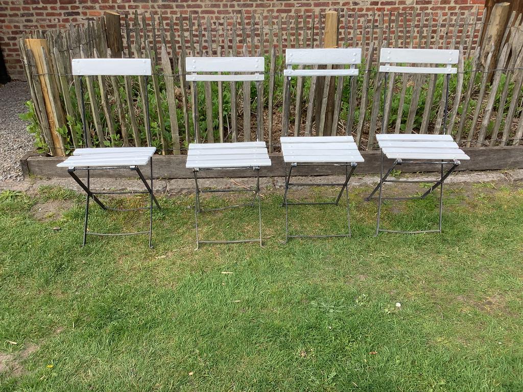 Oude bistrostoelen, Ophalen, Gebruikt