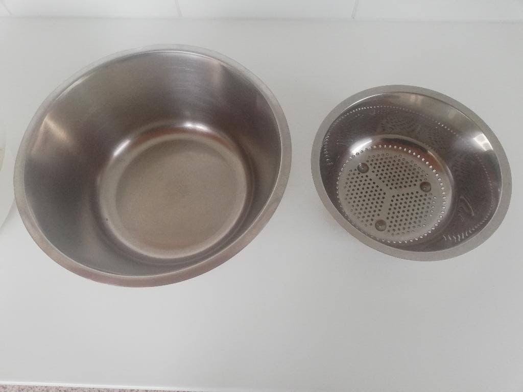 Inox mengkom 32cm en Inox vergiet 24cm, Huis en Inrichting, Ophalen of Verzenden, Inox
