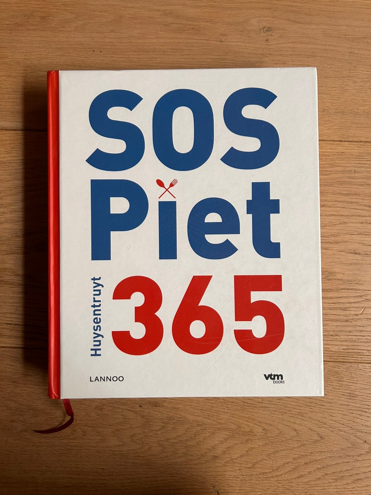 Piet Huysentruyt - SOS Piet 365, Boeken, Ophalen of Verzenden, Piet Huysentruyt; Frank Smedts