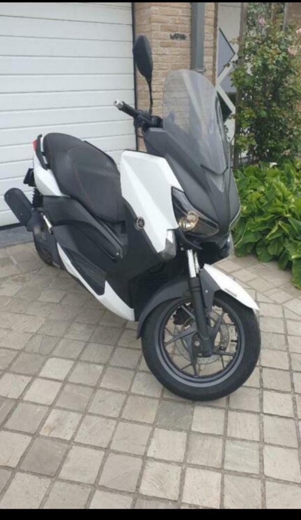 Xmax 125 état irréprochable, Vélos & Vélomoteurs, Scooters | Yamaha, Autres modèles, 125 cm³, Comme neuf, Enlèvement