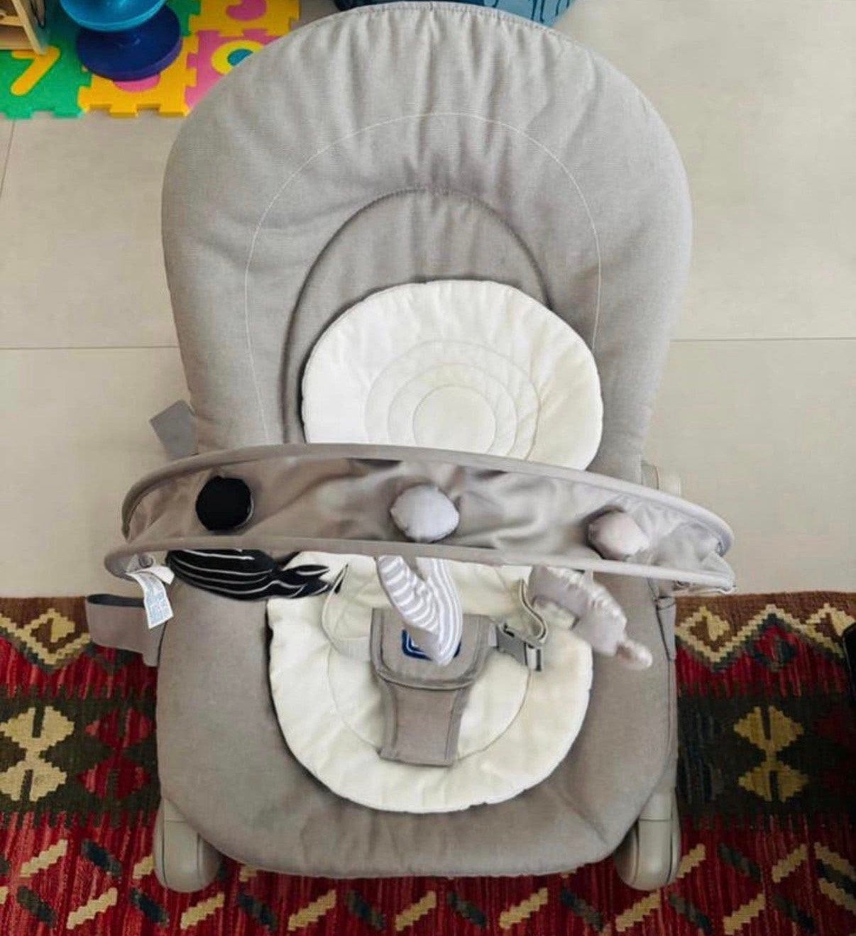 Wipstoel Chicco - grijs, Enfants & Bébés, Relax bébé, Enlèvement, Comme neuf, Chaise rebondissante, Chicco