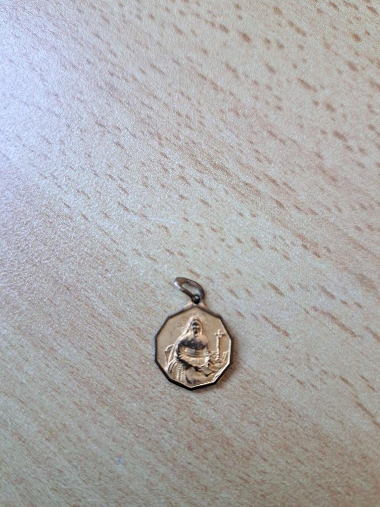 vintage religieuze hanger van de Heilige Thérèse van Lisieux, Antiek en Kunst, Antiek | Religieuze voorwerpen, Ophalen of Verzenden