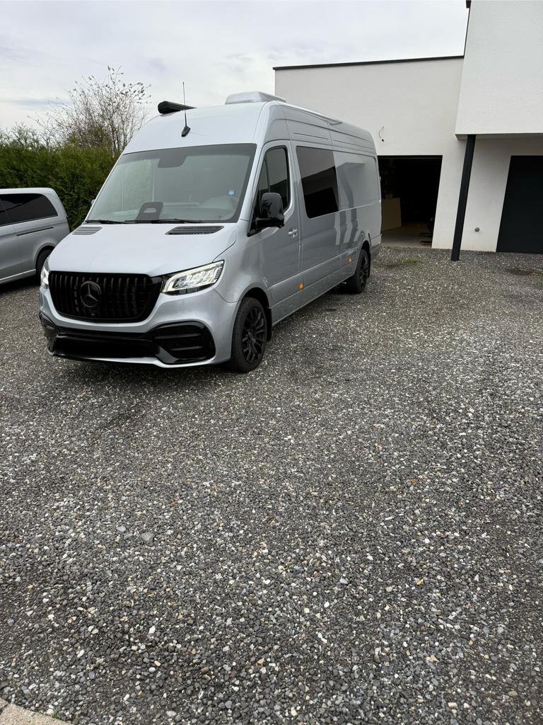 Mercedes Sprinter aménagé, Jusqu'à 4, 6 à 7 mètres, Siège standard, Mercedes-Benz