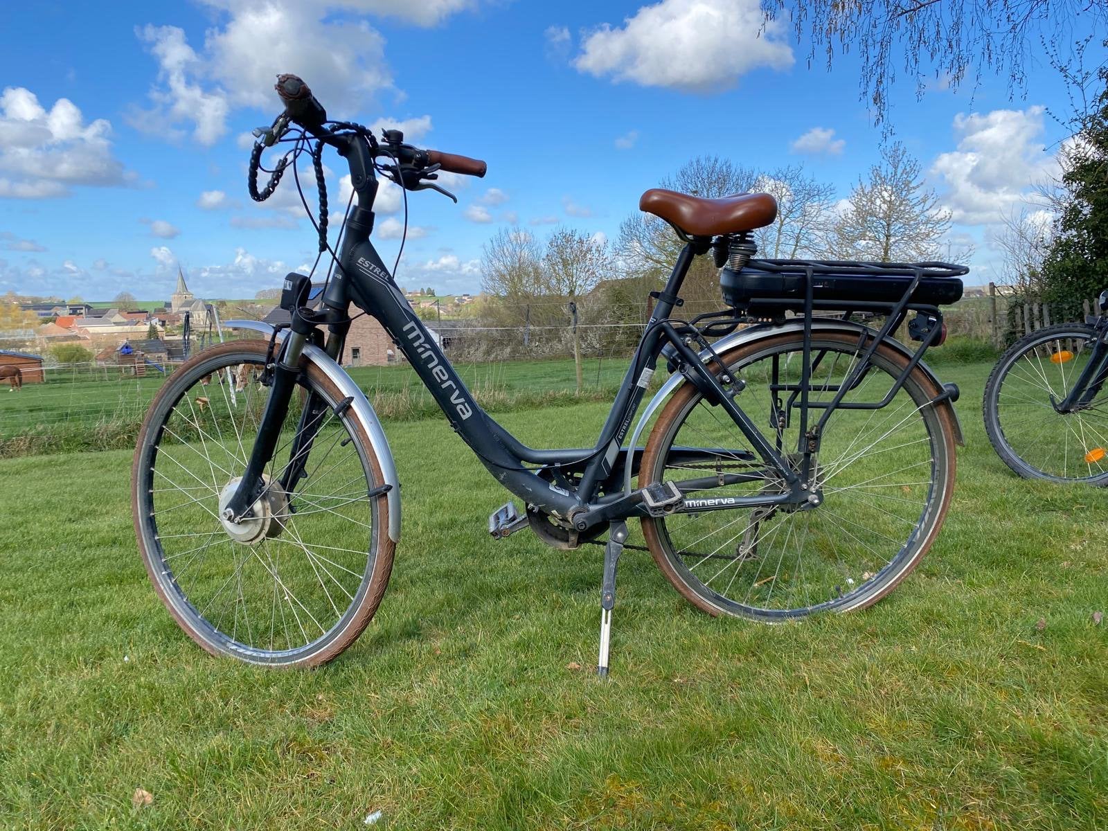 VELOS ELECTRIQUES, Ophalen, Gebruikt
