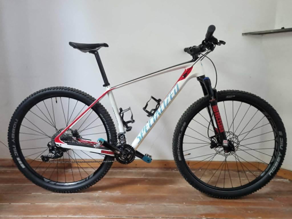 vtt specialized 29 carbone, Autres marques, Comme neuf, Enlèvement, Autres dimensions