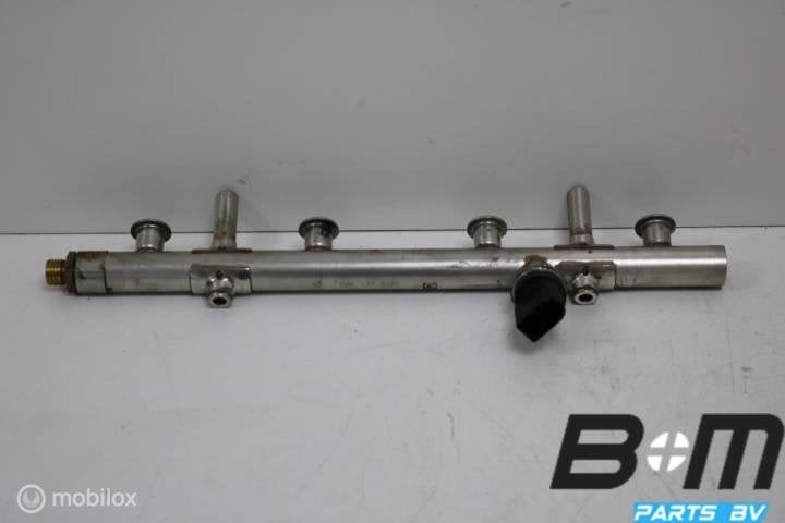 Brandstofrail Audi TT 8S 1.8 TFSI, Autos : Pièces & Accessoires, Systèmes à carburant, Utilisé