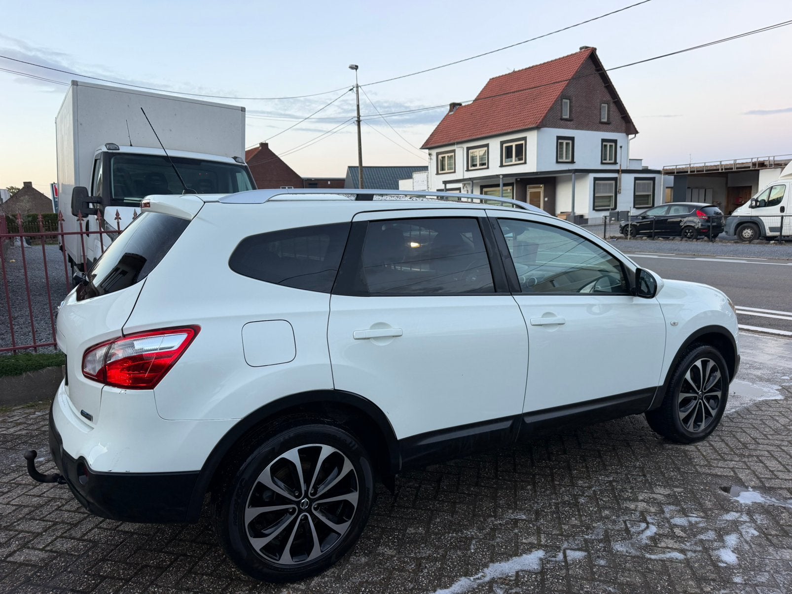 Nissan Qasqai 1.5 tdci  2011 met 7 plac, Autos, Euro 5, Achat, https://public.car-pass.be/recalls?lang=nl, Entreprise