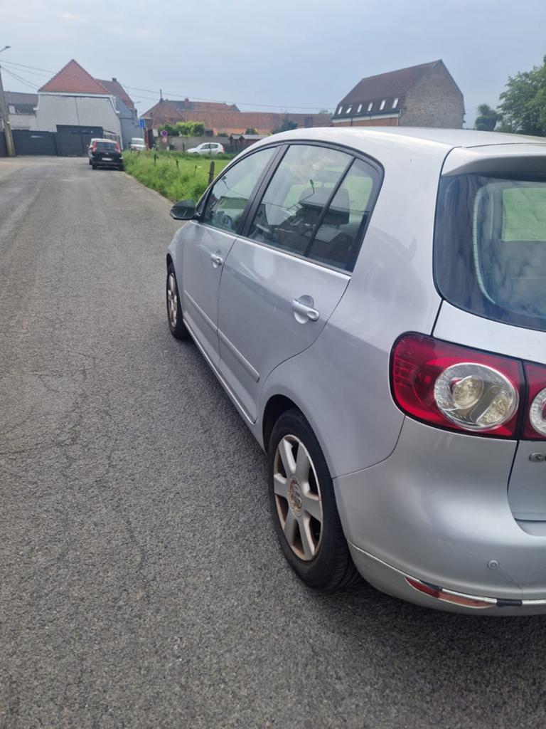 Golf 5 1,9 Tdi/216.000 km, Auto's, Volkswagen, Voorwielaandrijving, Stof, Bedrijf, Golf