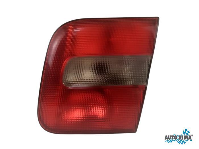 Achterlicht rechts van een Volvo S70, Gebruikt, -, -, Ophalen of Verzenden