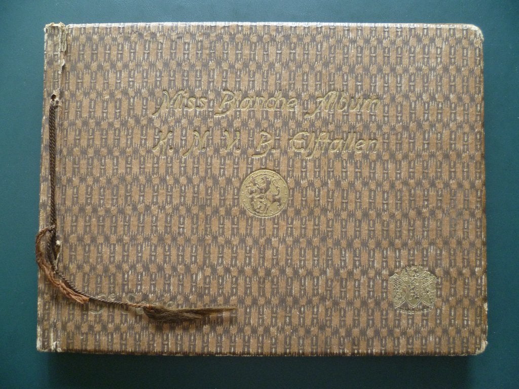 Voetbal Album K.N.V.B. elftallen Miss Blanche 156 plaatjes, Verzamelen, Ophalen of Verzenden, Gebruikt