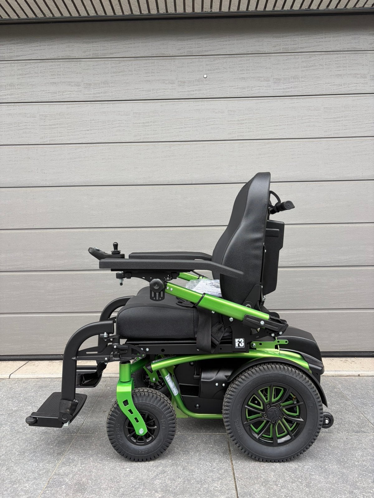 Fauteuil roulant électrique Vermeiren Forest F3 ( Nieuw ), Divers, Enlèvement ou Envoi, Pliant, Neuf, Fauteuil roulant électrique
