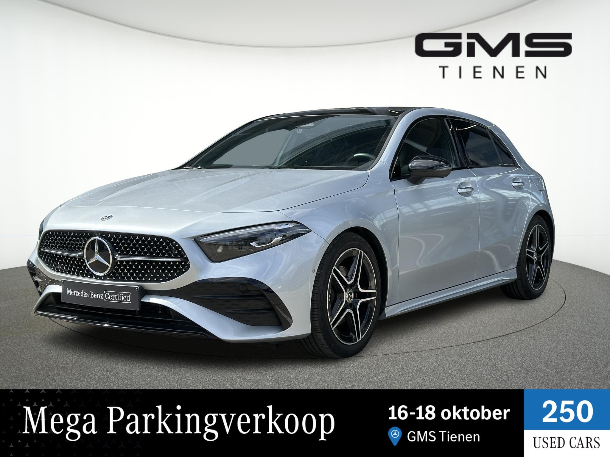 Mercedes-Benz A-klasse A 180 AMG Line, Auto's, Stof, Zwart, 4 cilinders, 136 pk