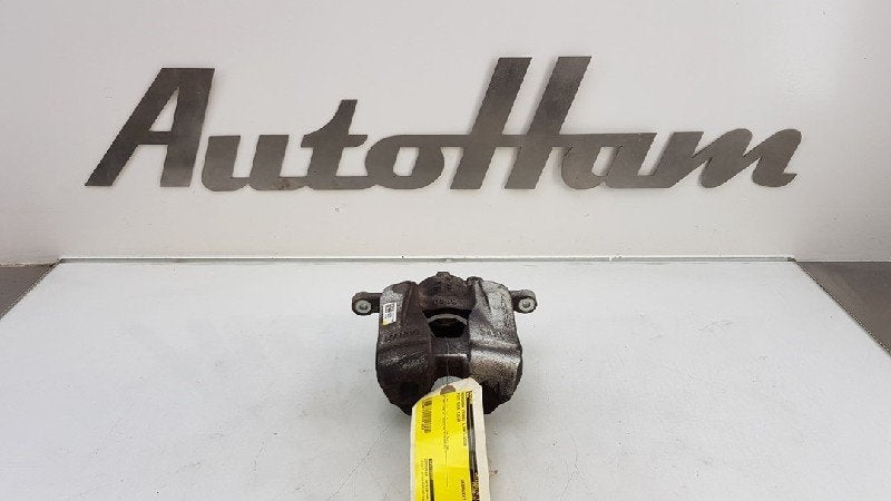 REMKLAUW LINKS VOOR Fiat 500X (334) (01-2014/09-2020), Auto-onderdelen, Gebruikt, Fiat