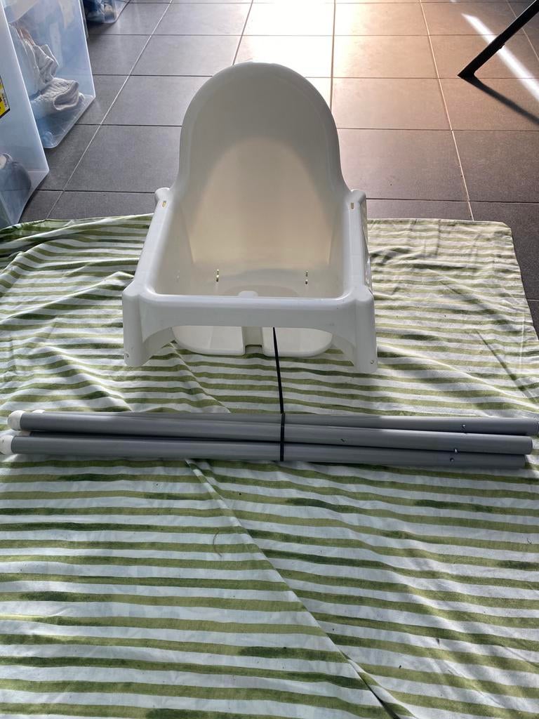 Ikea baby eetstoel, Kinderen en Baby's, Ophalen, Zo goed als nieuw