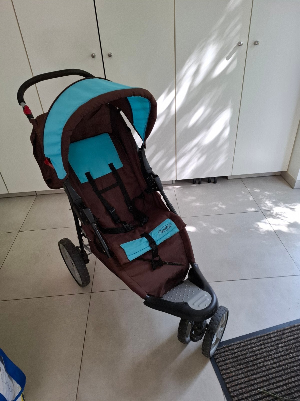 poussette robuste pour enfants. Avec sac d'hiver et housse d, Enlèvement, Comme neuf, Autres marques