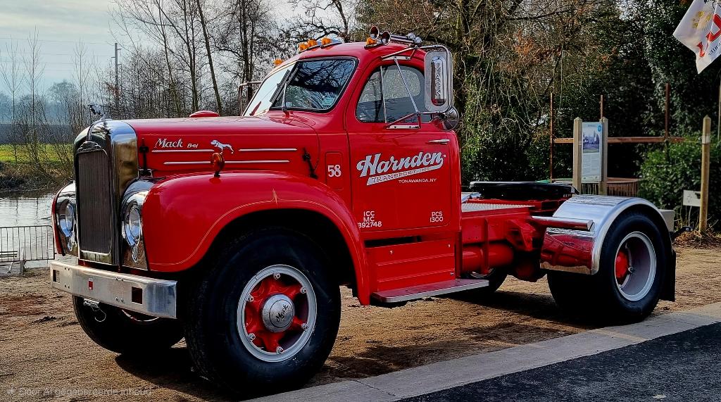 MACK B61 1958, Autos, Camions, Autres marques, Achat, Boîte manuelle, Diesel