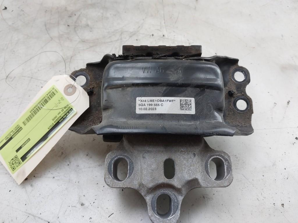VERSNELLINGSBAKSTEUN Audi Q3 Sportback (F3N), Dhr. J. Ham, Gebruikt, Administratie@autoham.nl, Audi
